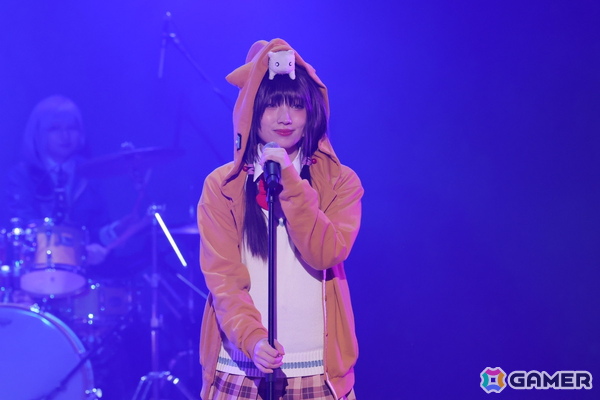 舞台「ヘブンバーンズレッド」公開ゲネプロレポート！初見でも楽しめる必見の舞台……第31A部隊の活躍や第31B部隊長・蒼井えりかの物語に思わず切なくなる場面もの画像9