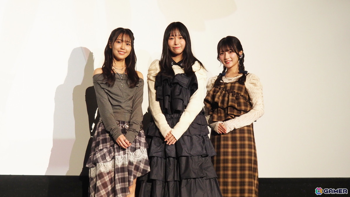 （左から）立石凛さん、羊宮妃那さん、青木陽菜さん