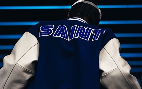 セガとSAINT Mxxxxxxによる初のコラボコレクションが登場！セガロゴでおなじみのオフィシャルフォントとセガブルーを活かしたデザインに