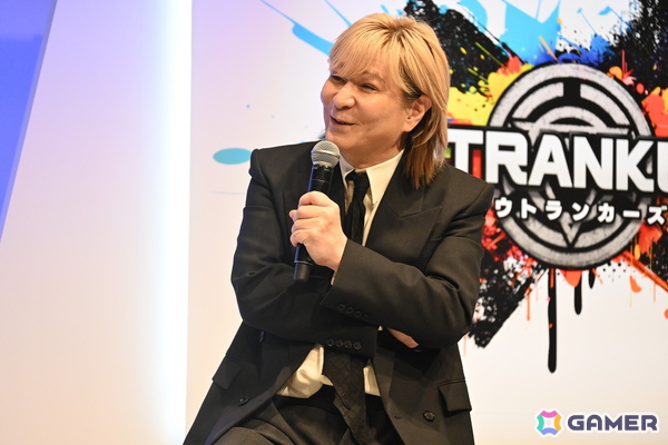 「アウトランカーズ」完成披露会に岡本吉起氏や小室哲哉さんらが登壇！小室さんが書き下ろしたOVAL SISTEMによるタイアップ曲「風に舞う戦士」のMVが初披露の画像17