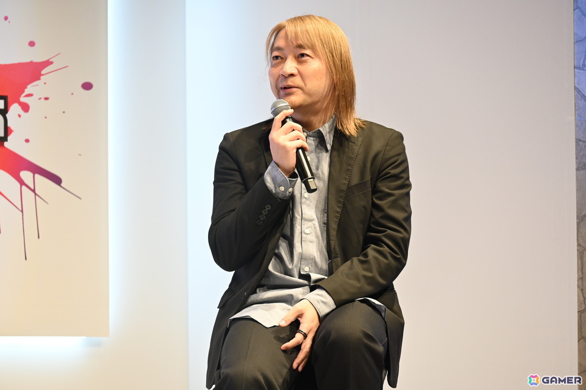 「アウトランカーズ」完成披露会に岡本吉起氏や小室哲哉さんらが登壇!小室さんが書き下ろしたOVAL SISTEMによるタイアップ曲「風に舞う戦士」のMVが初披露の画像