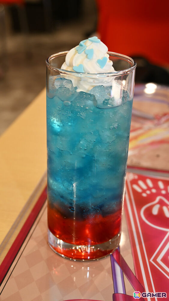 「白猫プロジェクト NEW WORLD'S アフターハロウィンパーティーカフェ」内覧会レポート!ボリューム満点のフードメニューやハロウィン仕様のグッズに注目の画像