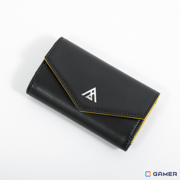 「ブレイクマイケース」所属ごとにデザインされたキーケースや各キャラをイメージしたビーズストラップ＆IDカードケースセットがSuperGroupiesより登場！の画像