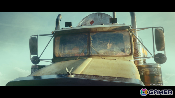 両国駅3番線ホームの巨大モニターに魔人力士が出現！屋外広告「PlayStation 5『魔人力士、降臨。』at 両国駅」が展開の画像