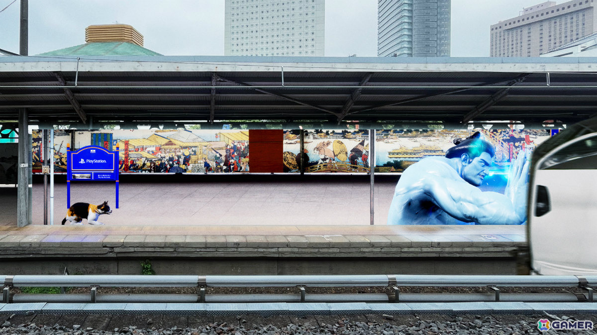 両国駅3番線ホームの巨大モニターに魔人力士が出現！屋外広告「PlayStation 5『魔人力士、降臨。』at 両国駅」が展開の画像