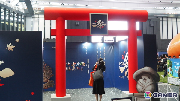 高柳知葉さんが声を担当する新規職業「緋眼の旅人レン」が発表！「メイプルストーリー」オフラインイベント「2025 Super Maple Party」をレポートの画像