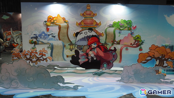 高柳知葉さんが声を担当する新規職業「緋眼の旅人レン」が発表！「メイプルストーリー」オフラインイベント「2025 Super Maple Party」をレポートの画像