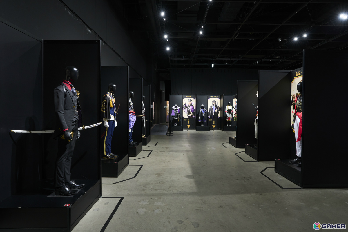 「ミュージカル『刀剣乱舞』 十周年記念 乱舞博覧会」前期日程の写真レポートが公開!“刀ミュ“の歩みとこれまでの本公演12作品の名場面を体感できる空間にの画像