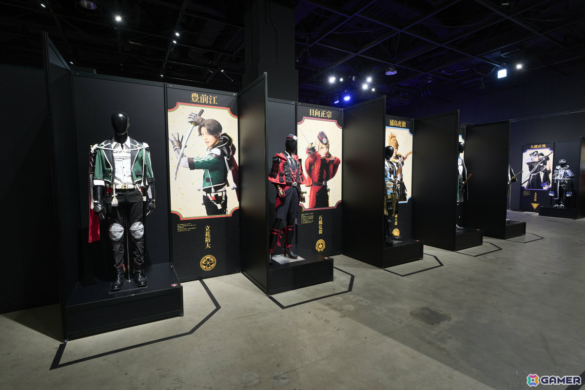 「ミュージカル『刀剣乱舞』 十周年記念 乱舞博覧会」前期日程の写真レポートが公開!“刀ミュ“の歩みとこれまでの本公演12作品の名場面を体感できる空間にの画像
