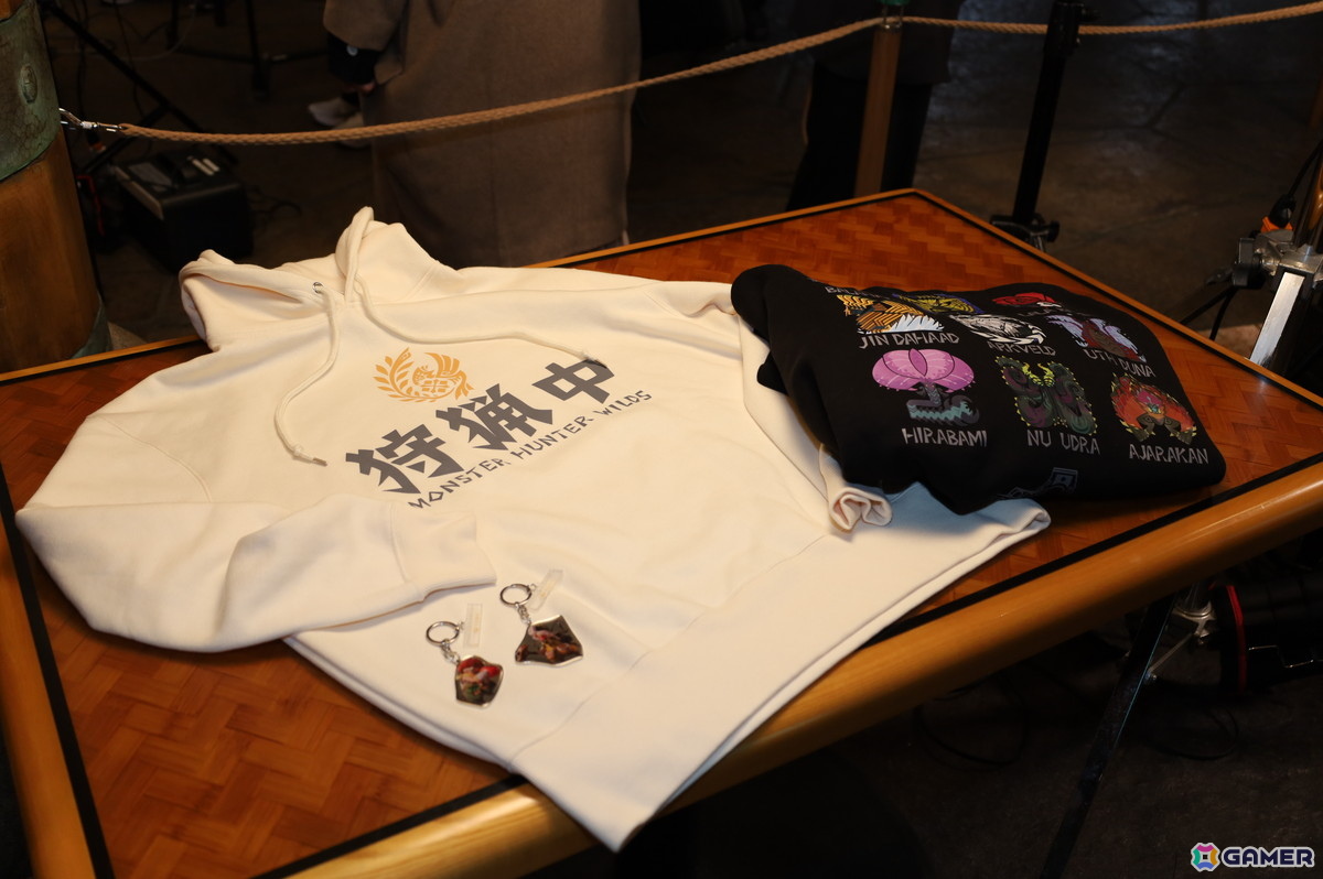 ユニバーサル・スタジオ・ジャパンと「モンスターハンターワイルズ」のコラボレストラン「モンスターハンターワイルズ ~モリバーの宴~」を先行体験の画像