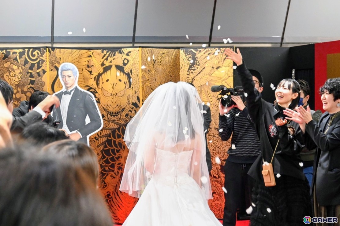 「龍が如く」冠婚葬祭展 東京会場のプレオープンイベントをレポート！展示やフォトスポットはもちろん、挙式の様子、横山氏の見学＆インタビューもの画像