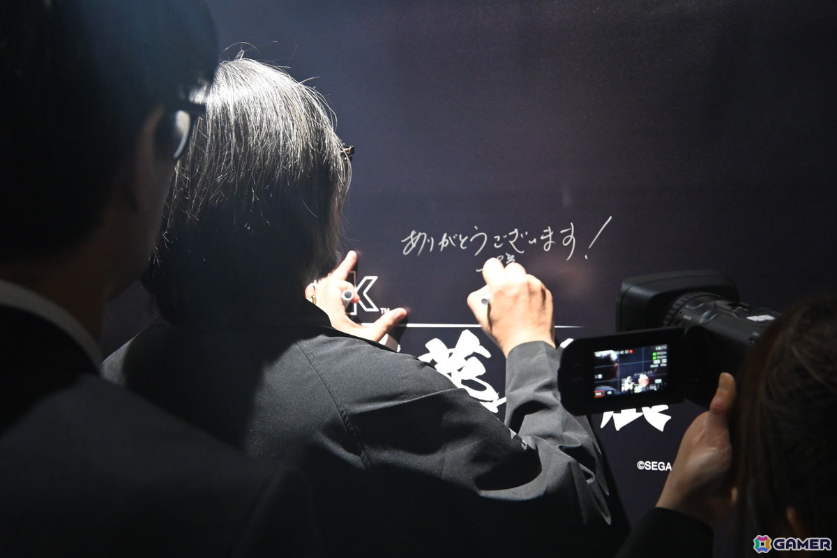 「龍が如く」冠婚葬祭展 東京会場のプレオープンイベントをレポート！展示やフォトスポットはもちろん、挙式の様子、横山氏の見学＆インタビューもの画像