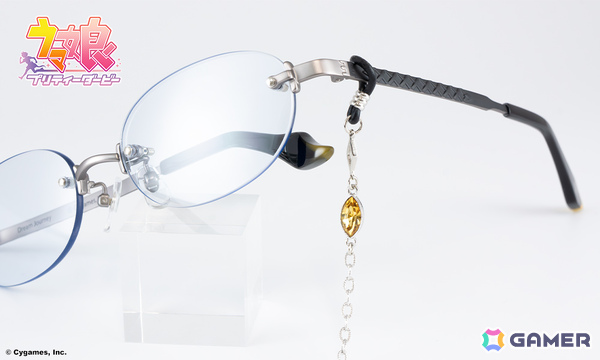 「ウマ娘」ドリームジャーニーをモデルにしたコラボ眼鏡の予約受付が開始！リムレスフレームやメガネチェーンを再現、優等生らしく知的な印象にの画像11