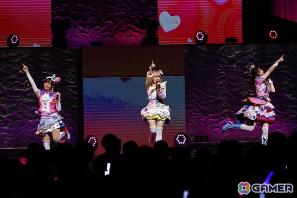 「プリティーシリーズ Crossing Live 2025」レポート：「プリパラ」から「ひみつのアイプリ」まで！楽曲は「プリティーリズム」からも！予測不能のドリームライブの画像18