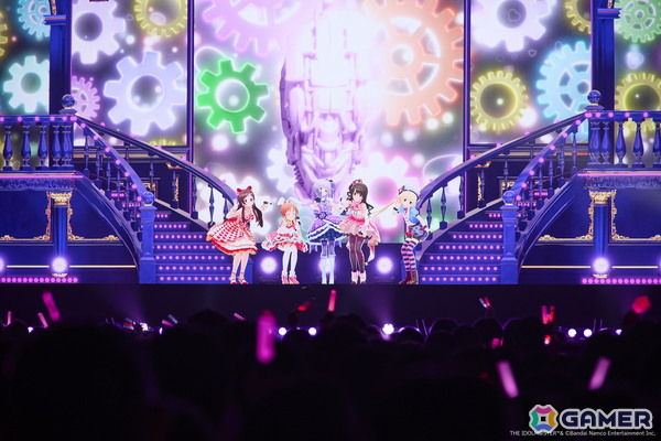 バリエーション豊かなソロ曲、ユニット曲に加えて「KAWAII ウォーズ」も！「デレマス」xRライブ「CINDERELLA GIRLS fes. Once Upon a St@rs」第1公演「Luminaria Tiara」レポートの画像18