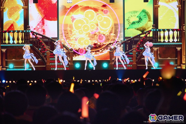 バリエーション豊かなソロ曲、ユニット曲に加えて「KAWAII ウォーズ」も！「デレマス」xRライブ「CINDERELLA GIRLS fes. Once Upon a St@rs」第1公演「Luminaria Tiara」レポートの画像96