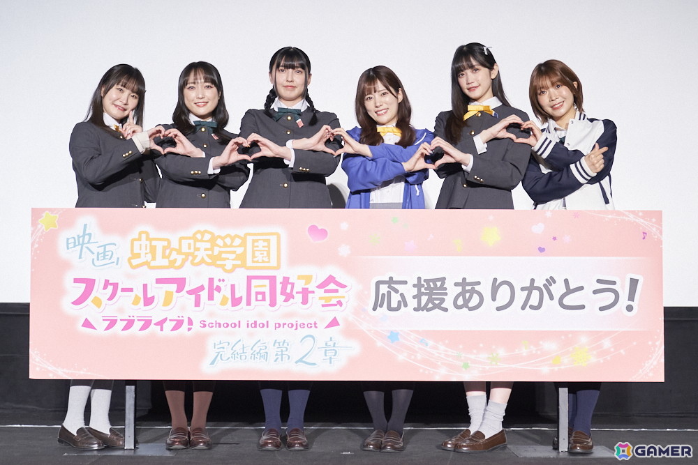 左から:相良茉優、久保田未夢、指出毬亜、田中ちえ美、小泉萌香、内田 秀