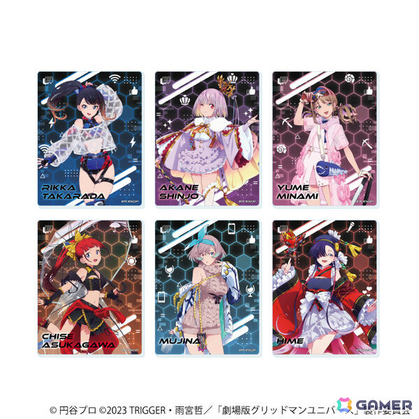 「グリッドマン ユニバース」六花やアカネ、夢芽たちがバーチャルライバー風の衣装で登場！新作グッズ満載のポップアップショップが12月24日より池袋で開催の画像5