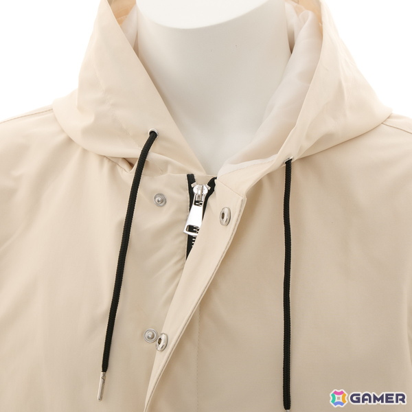 「キングダム ハーツ」シリーズよりソラとロクサスの衣装や繋がりを繊細に織り込んだアウター、トートバッグ、バッグチャームが登場！の画像