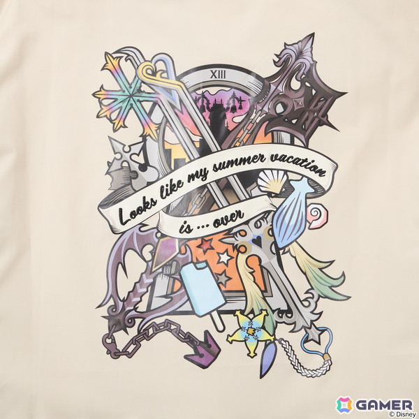 「キングダム ハーツ」シリーズよりソラとロクサスの衣装や繋がりを繊細に織り込んだアウター、トートバッグ、バッグチャームが登場！の画像