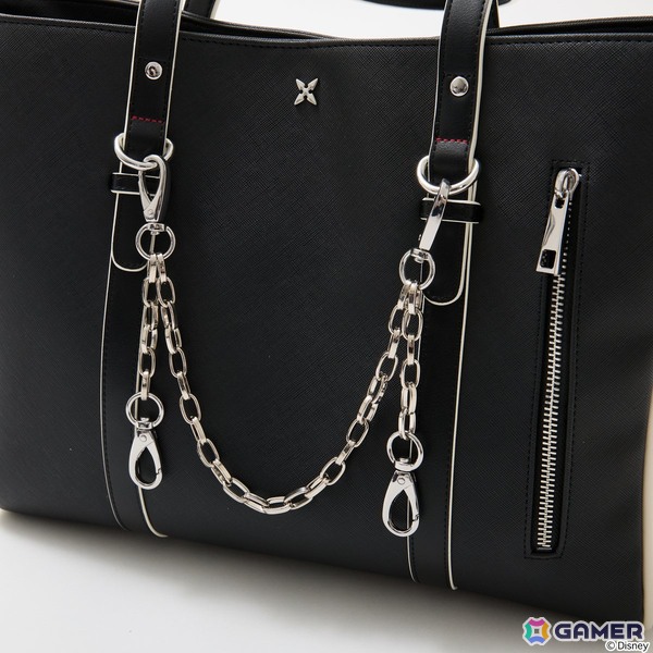 「キングダム ハーツ」シリーズよりソラとロクサスの衣装や繋がりを繊細に織り込んだアウター、トートバッグ、バッグチャームが登場！の画像