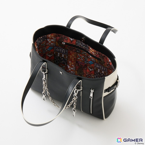 「キングダム ハーツ」シリーズよりソラとロクサスの衣装や繋がりを繊細に織り込んだアウター、トートバッグ、バッグチャームが登場！の画像