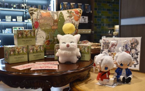 BLAZBLUE公式グッズ「でかパクメンさんビーズクッション」の受注販売が