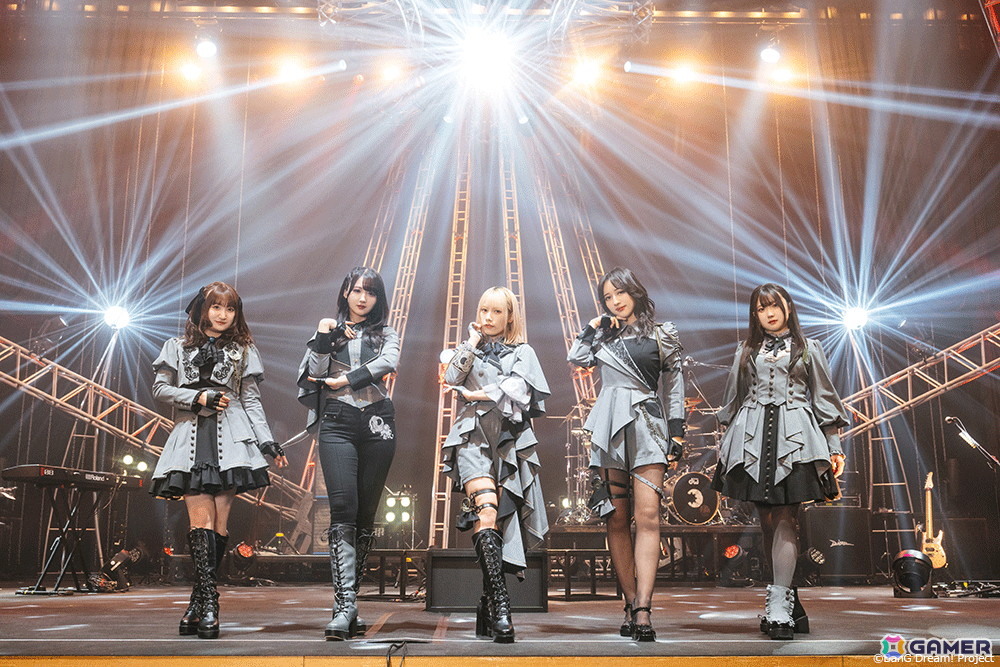 ドロリスがまさかの側転！？「碧い瞳の中に」「Sophie」の初披露もあったAve Mujica 6th LIVE「Ulterius Procedere」東京公演をレポートの画像