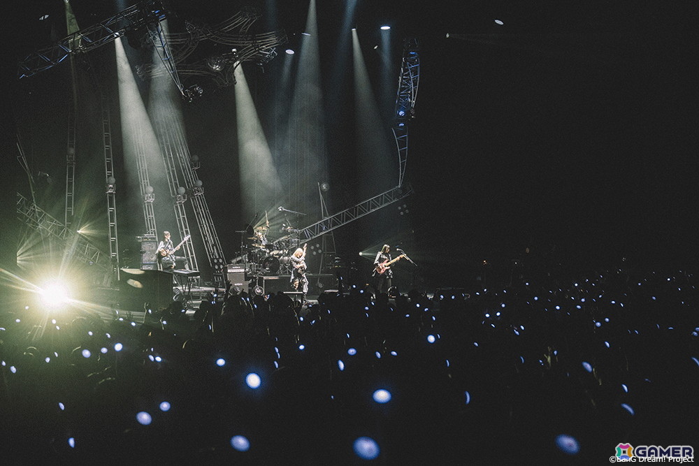 ドロリスがまさかの側転！？「碧い瞳の中に」「Sophie」の初披露もあったAve Mujica 6th LIVE「Ulterius Procedere」東京公演をレポートの画像