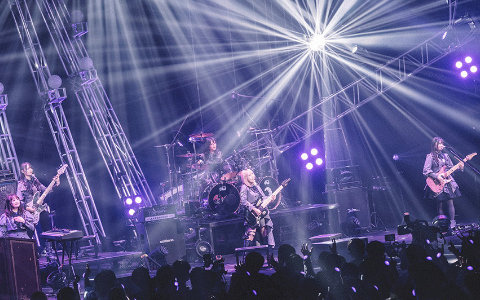 ドロリスがまさかの側転！？「碧い瞳の中に」「Sophie」の初披露もあったAve Mujica 6th LIVE「Ulterius Procedere」東京公演をレポート