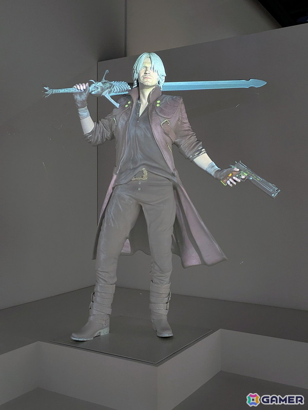 展示コーナー「プロジェクションマッピング(ダンテ)」(C)CAPCOM
