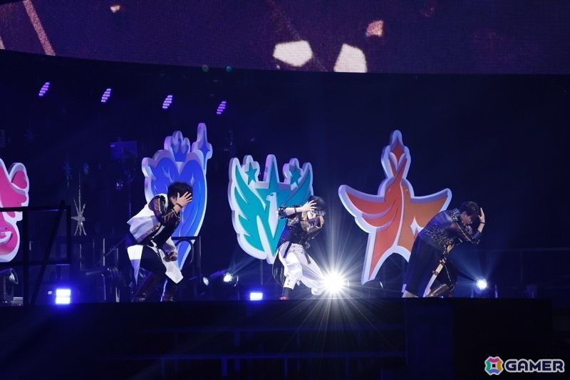 アルバノクトも登場!“アイ”が詰まった夢の60曲ライブ――「アイマス MOIW2025」DAY2レポートの画像