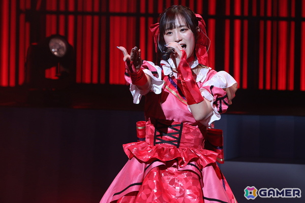 葵あずささん、藤本侑里さん、橘杏咲さんが計14曲を熱唱したプリンセッション・オーケストラ2nd EVENT「FUTURE SESSION」夜公演「TWINKLE SINGING SHOW！」レポートが到着！の画像5