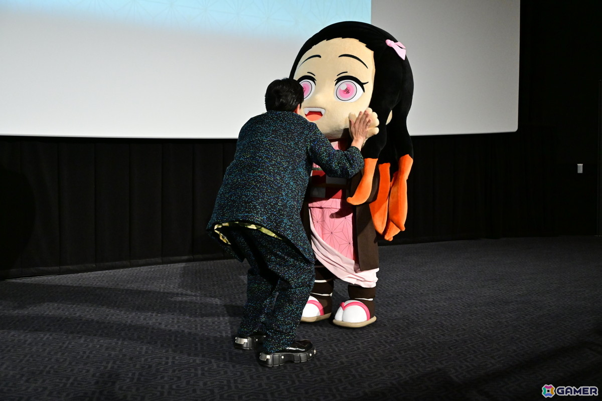 「劇場版『鬼滅の刃』無限城編 第一章 猗窩座再来」下野紘さん、みに隊士たちも登壇した応援上映開会式のイベントレポートが公開!の画像