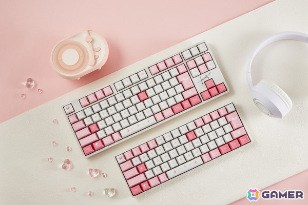 KizunaAIさんの世界観を表現した初のコラボゲーミングキーボードが予約受付開始！アイコンやモチーフを随所に配置し、“ピンク×ホワイト”を基調とした爽やかな配色にの画像2