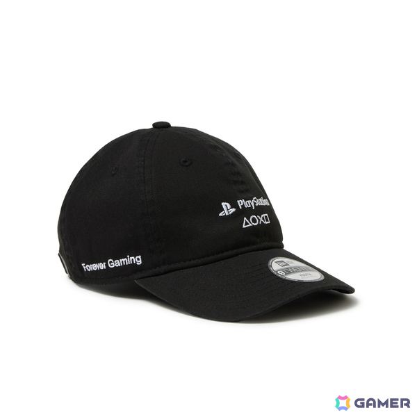 PlayStationとニューエラの初となるコラボコレクションが2026年1月8日に発売!ロゴや△〇×□マークがデザインされたアパレルやバッグなどを展開の画像