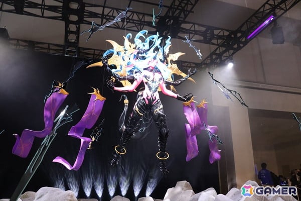 世界観を体感できる迫力の展示やアトラクションを堪能！「グラブルフェス2025」会場をレポートの画像