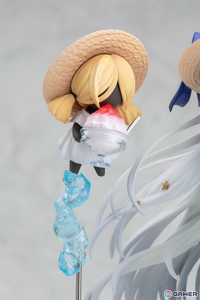 「FGO」水着姿のアナスタシアが相棒のヴィイとともに1/7スケールフィギュアで登場！クールな雰囲気とは違った可愛らしい笑顔も再現の画像