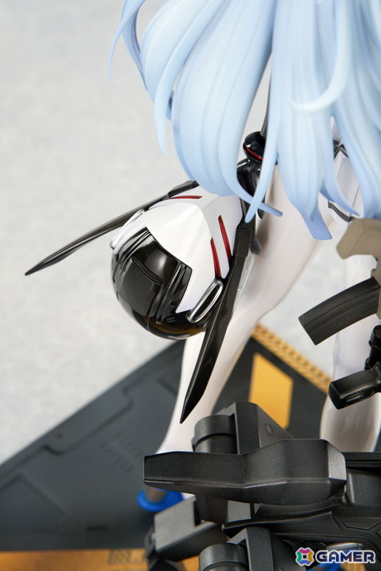 「ドルフロ」416がスキン・真夜中の福音の姿でフィギュア化！スタイリッシュなパイロットスーツが肢体ラインを美しく際立たせるの画像12