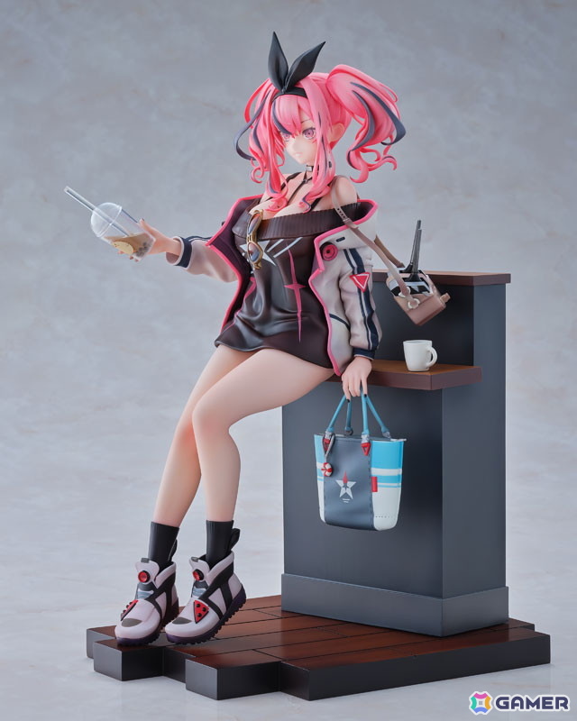 「アズレン」ブレマートンが私服姿のハッピー・デーティング！Ver.で立体化！艤装とは違う華やかで快活な仕上がりにの画像