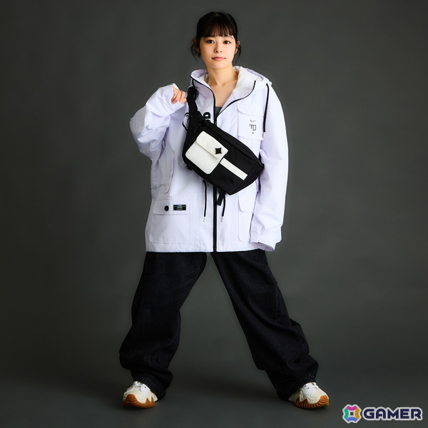 「HUNDRED LINE -最終防衛学園-」澄野拓海モデルのボディバッグ＆蒼月衛人モデルのアウター2種がSuperGroupiesより登場！の画像