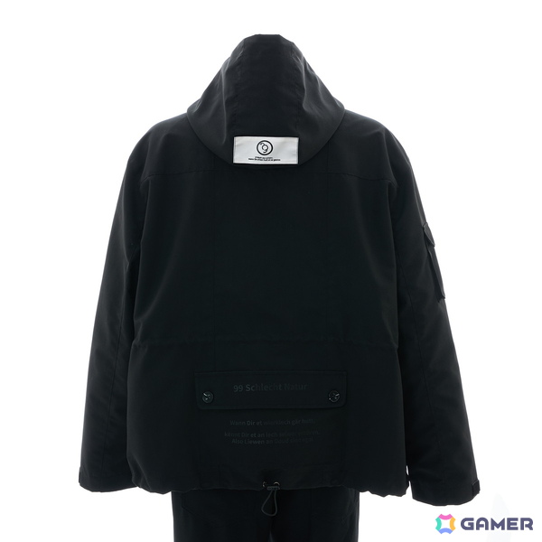 「HUNDRED LINE -最終防衛学園-」澄野拓海モデルのボディバッグ＆蒼月衛人モデルのアウター2種がSuperGroupiesより登場！の画像