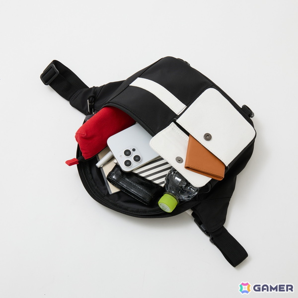 「HUNDRED LINE -最終防衛学園-」澄野拓海モデルのボディバッグ＆蒼月衛人モデルのアウター2種がSuperGroupiesより登場！の画像