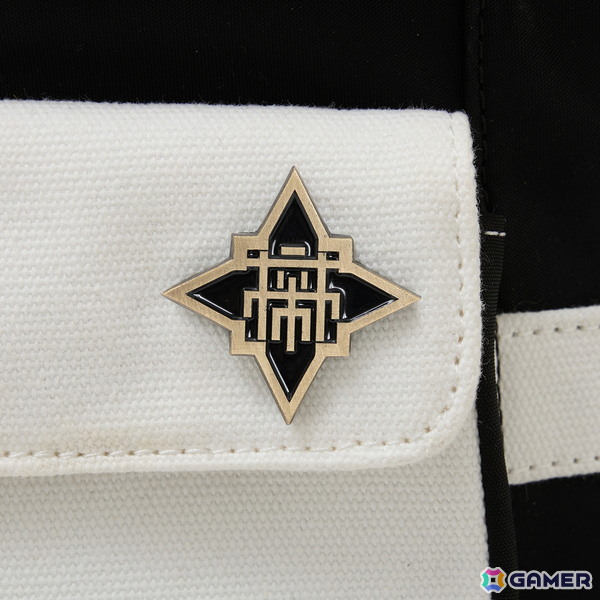 「HUNDRED LINE -最終防衛学園-」澄野拓海モデルのボディバッグ＆蒼月衛人モデルのアウター2種がSuperGroupiesより登場！の画像