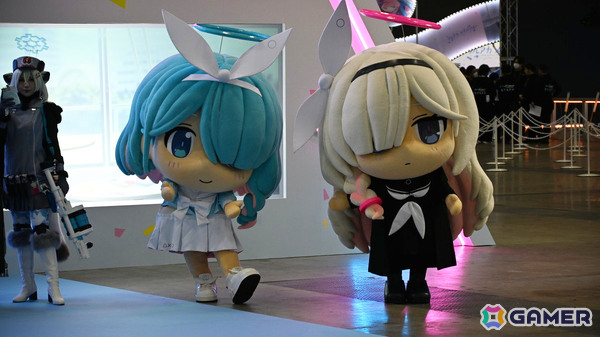 「ブルアカふぇす！～ごー！ごー！！先生♪～」フォトレポート！「ブルアカ」5周年にちなんだ展示やアトラクション、フード＆ドリンクと盛りだくさんの画像