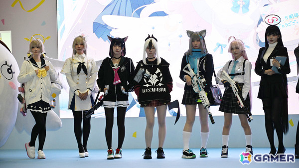 「ブルアカふぇす！～ごー！ごー！！先生♪～」フォトレポート！「ブルアカ」5周年にちなんだ展示やアトラクション、フード＆ドリンクと盛りだくさんの画像