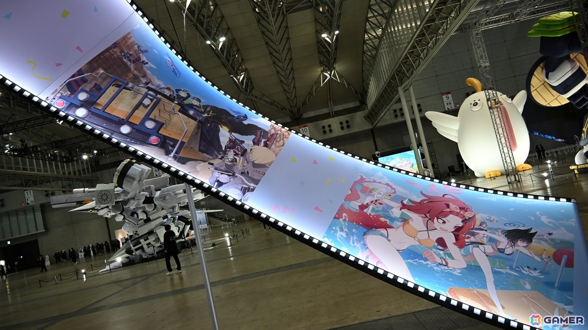 「ブルアカふぇす！～ごー！ごー！！先生♪～」フォトレポート！「ブルアカ」5周年にちなんだ展示やアトラクション、フード＆ドリンクと盛りだくさんの画像