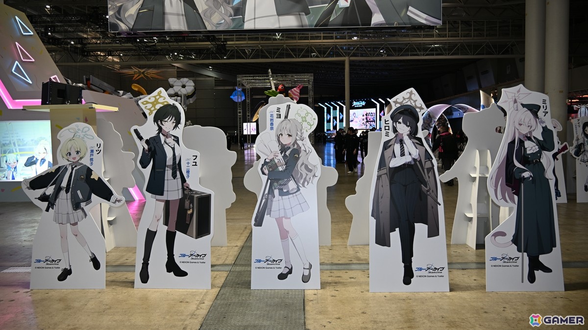 「ブルアカふぇす！～ごー！ごー！！先生♪～」フォトレポート！「ブルアカ」5周年にちなんだ展示やアトラクション、フード＆ドリンクと盛りだくさんの画像