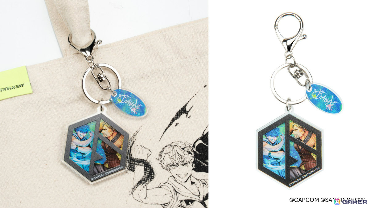 アクリルキーホルダー（W46×H60×D6mm）1,320円（税込）