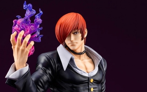 「THE KING OF FIGHTERS '98」より八神庵が1/8スケールフィギュアで登場！紫炎を自在に操る冷酷な立ち姿で立体化